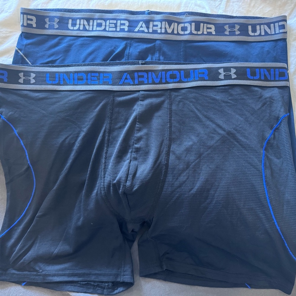 Under Armour Men's Dark Blue Boxer Briefs (2)
